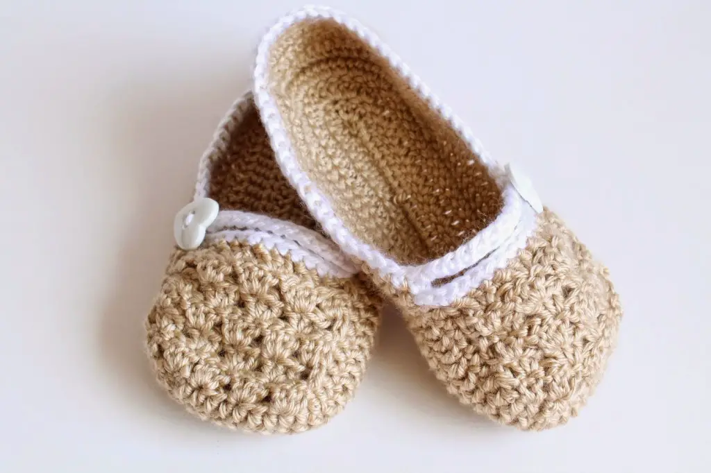 [Free Pattern] Comfy And Cute Mommy - Daughter Matching Slippers ...