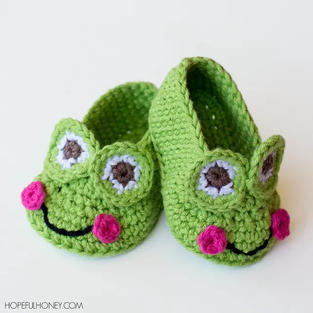 [Free Patterns] 10 Adorable And Quick Crochet Baby Booties To Make ...